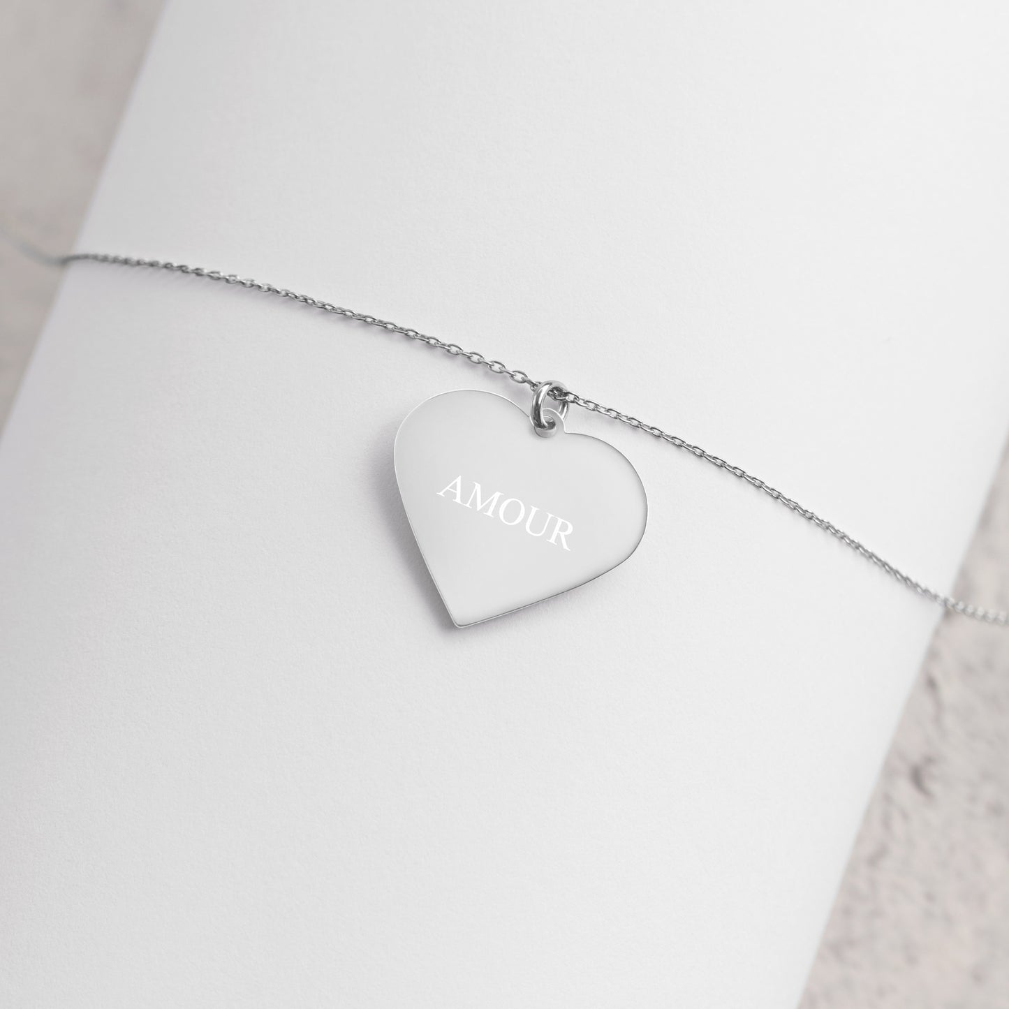 The AMOUR Necklace